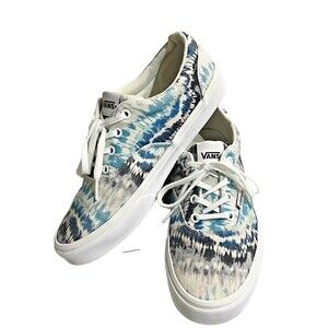 Vans Women's Blue and White Patterned Sneakers